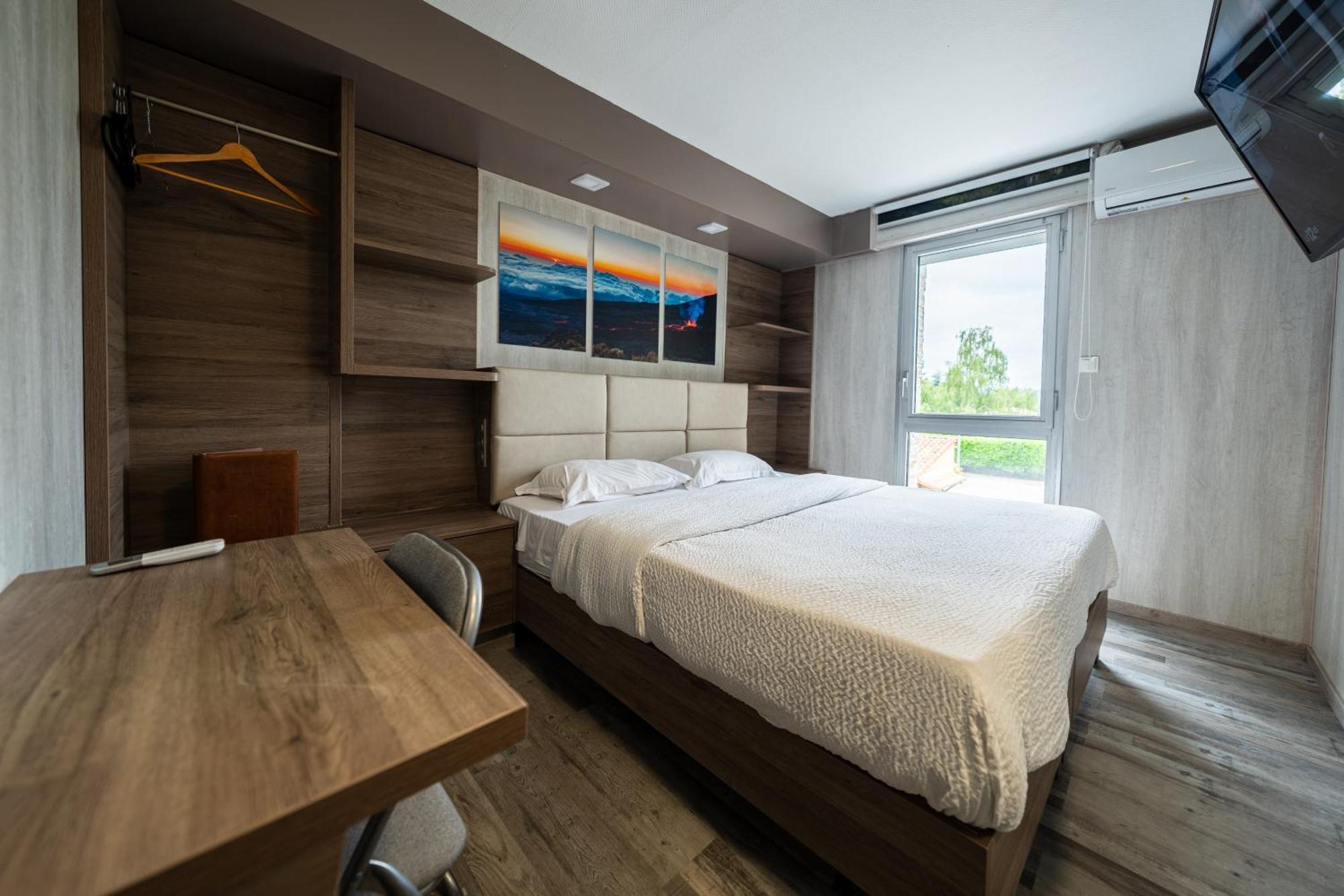 Hotel La Rocade ปามิเยร์ ภายนอก รูปภาพ